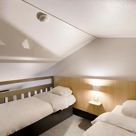 Hotel Rouen Parc Des Expos Zenith 2*